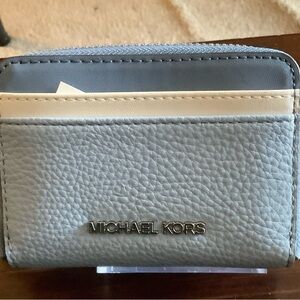 Michael kors card holder